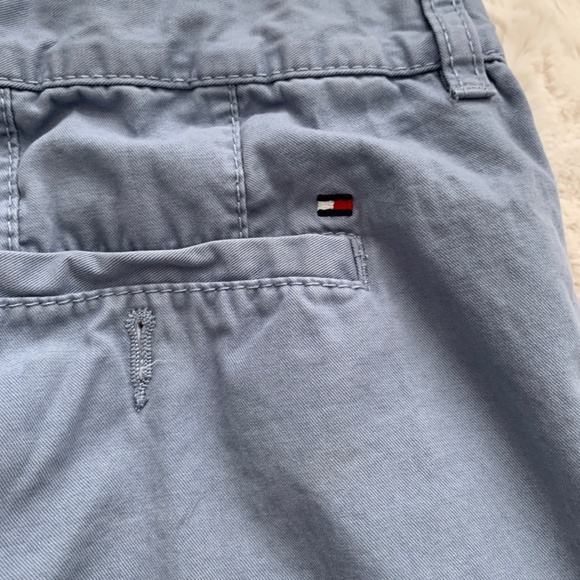Tommy Hilfiger Light Blue Flat Front Chino Shorts- Size 36 - Picture 7 of 8